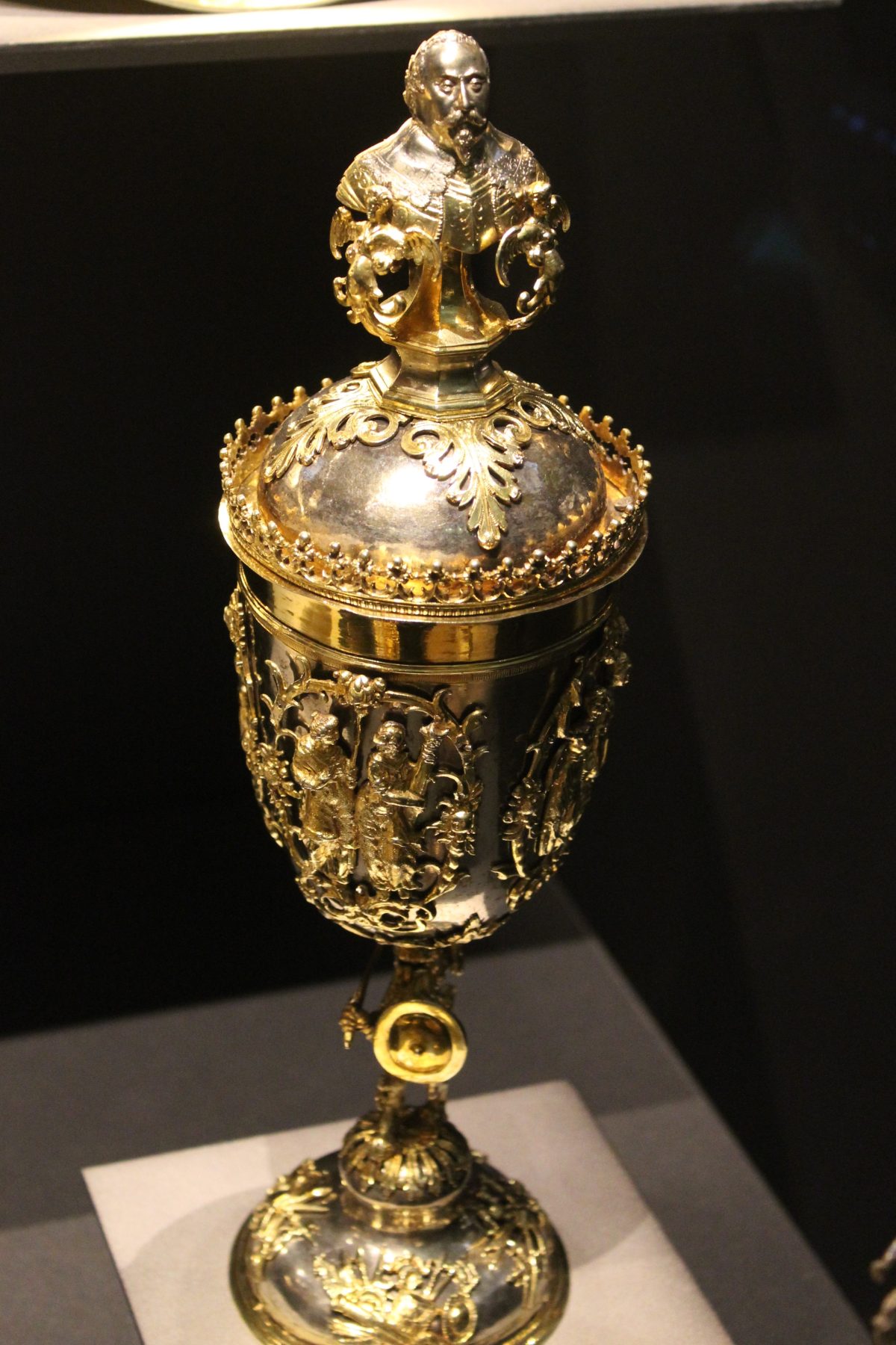 7 Gustavus Adolphus cup WB 107