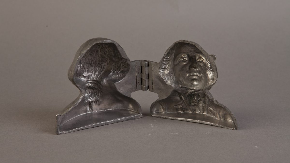 Image 2 Eppelsheimer Co George Washington Ice Cream Mold open interior New York ca early 20th century Pewter Dixon Gallery and Gardens Gift of Dr and Mrs Justin H Adler 1991 DA 10 29 3