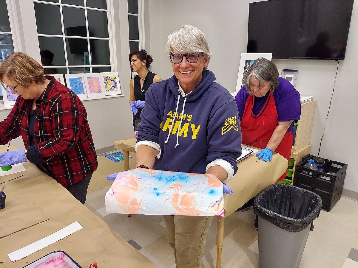 Hobby Kick Start Paper Marbling with Gulcan Demirtas 1