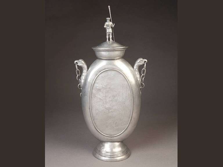 Unknown maker, Gustavus Adolphus Commemorative Vessel (verso), ca. 17th/ 18th century. Pewter. Dixon Gallery and Gardens; Gift of Dr. and Mrs. Justin H. Adler, 1991.DA.10.80a,b