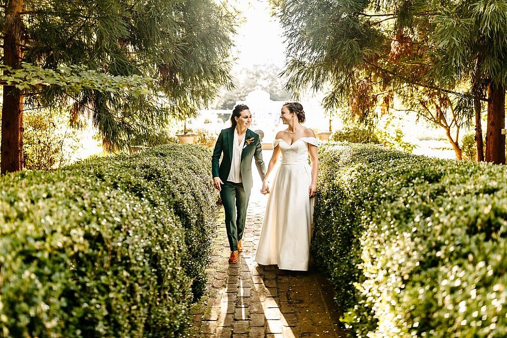 Free Vow Renewal Garden Elopement6